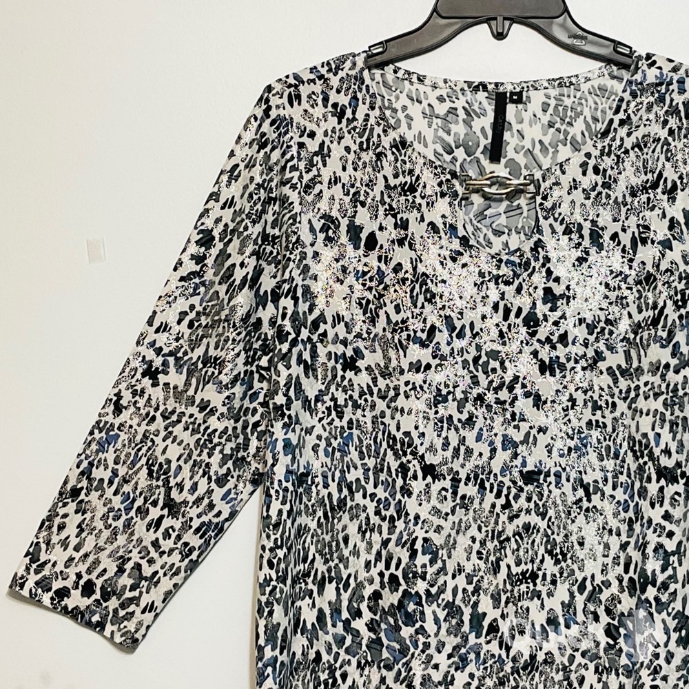 M - New Cathy Daniels Leopard Print Challis Top